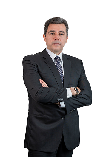 Carlos Titto Almora Ayona